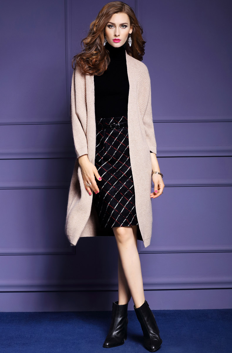 氣質(zhì)與溫度并存 中年女裝外套搭配新時(shí)尚